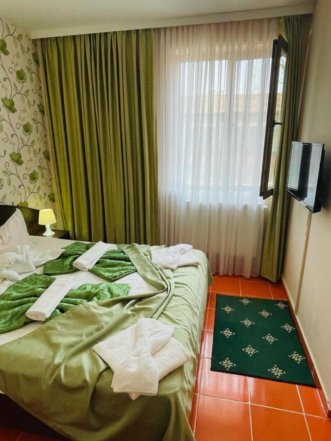 Hotel Turist Neptun Buitenkant foto