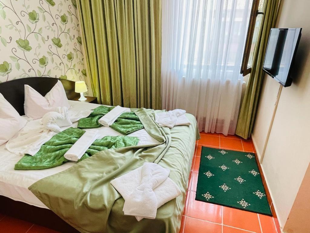 Hotel Turist Neptun Buitenkant foto