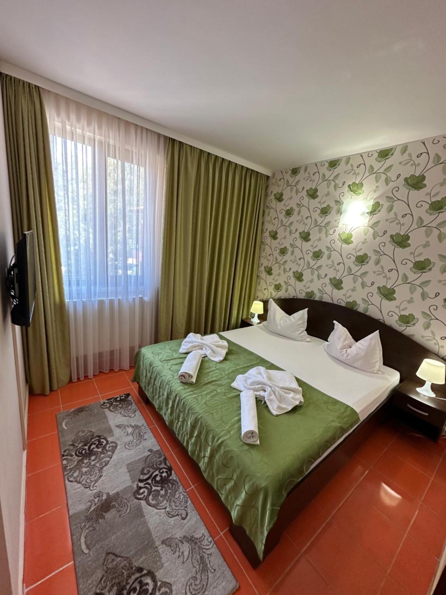 Hotel Turist Neptun Buitenkant foto