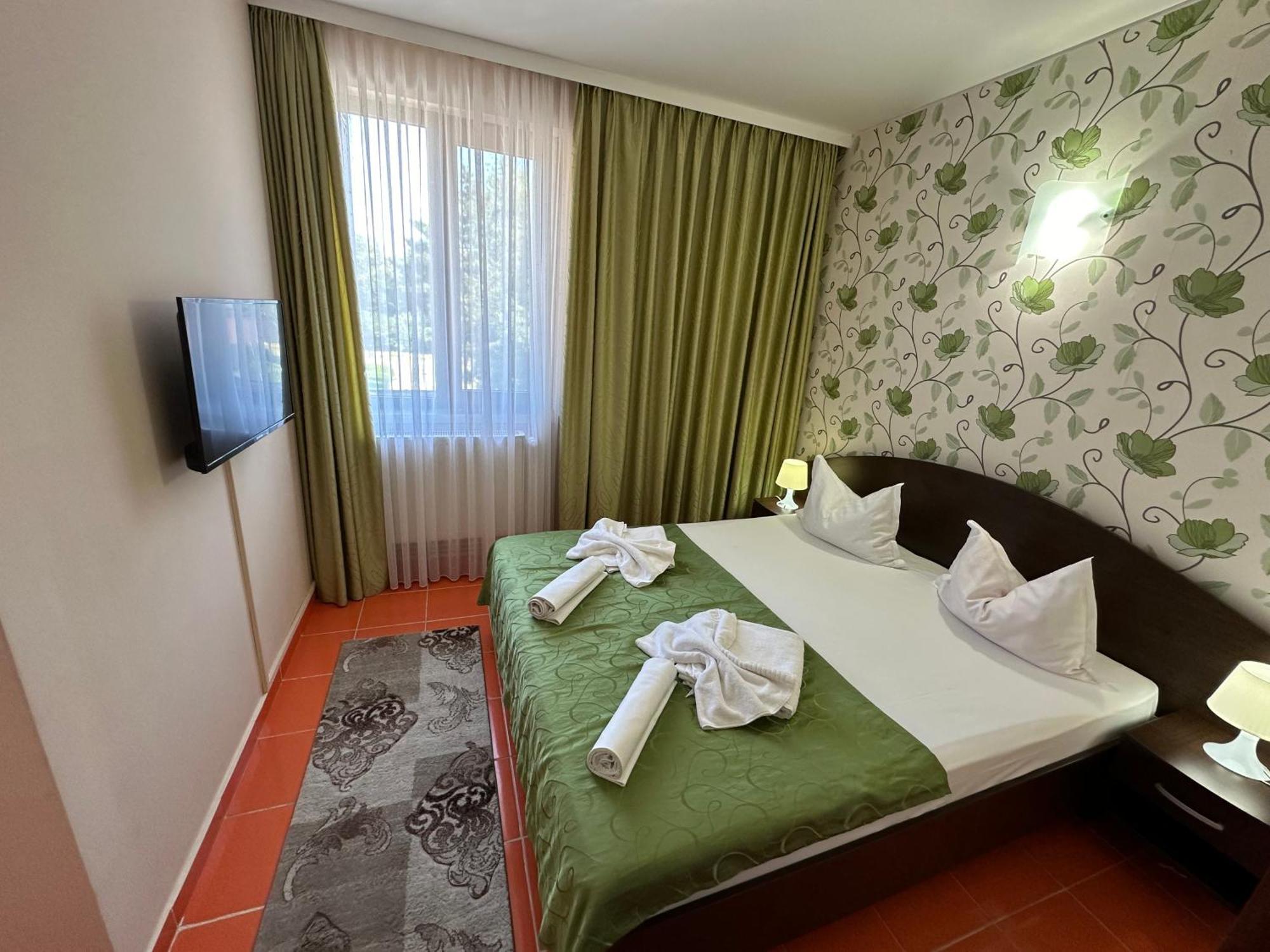 Hotel Turist Neptun Buitenkant foto