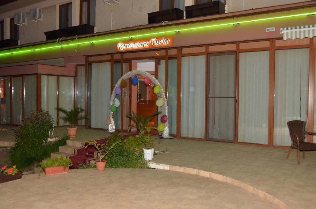 Hotel Turist Neptun Buitenkant foto